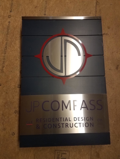 Engraving & Plaques Photo