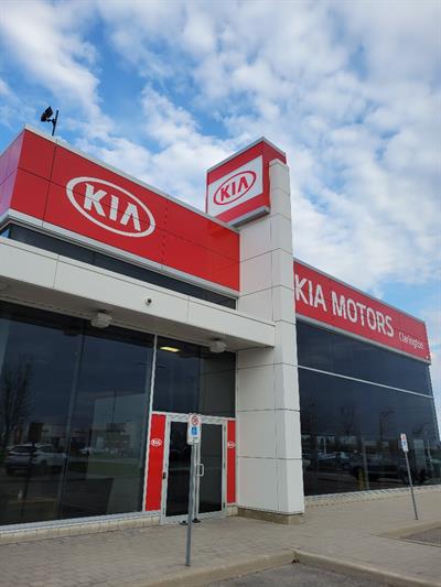 Clarington Kia Exterior Signage Photo