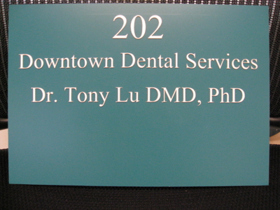 Engraving & Plaques Photo