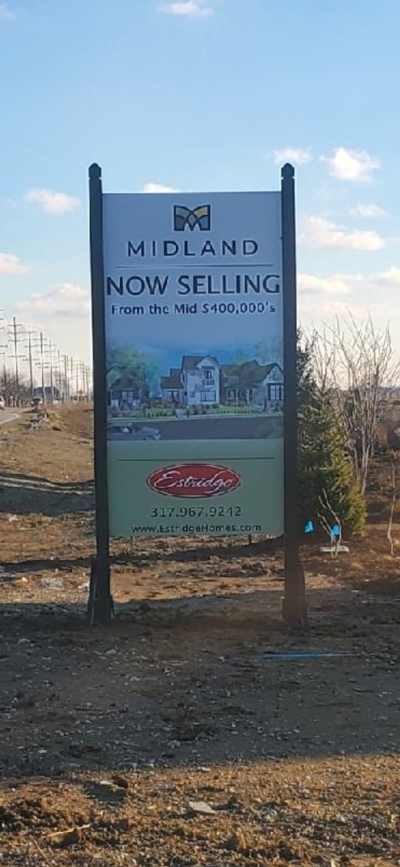 Exterior Signage Photo