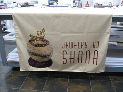 Custom Signs & Banners Photo