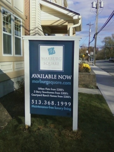 Property management post & panel sign Photo