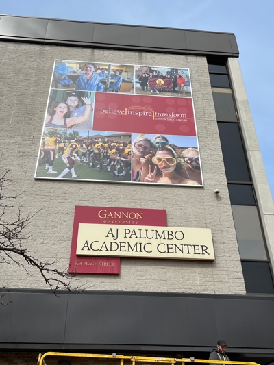 Custom exterior signage Photo