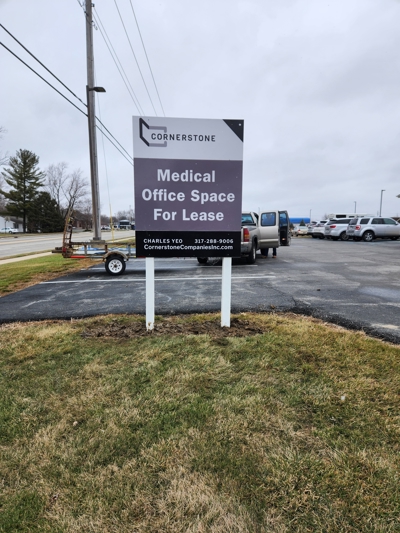 Exterior Signage Photo