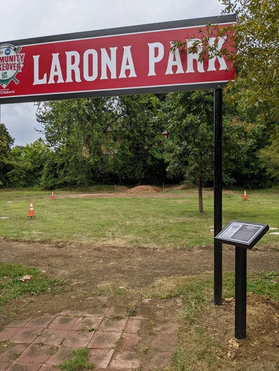 Larona Park post & panel sign Photo