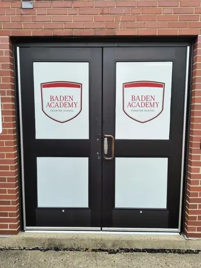 Exterior Signage Photo