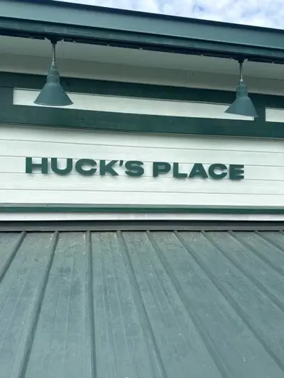 Exterior Signage Photo