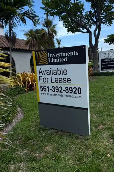 Exterior Signs on Posts Photo