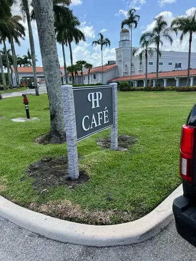 Exterior Signs on Posts Photo