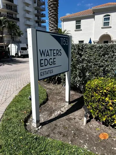 Exterior Signs on Posts Photo