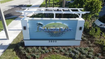 Paradise Bank Photo