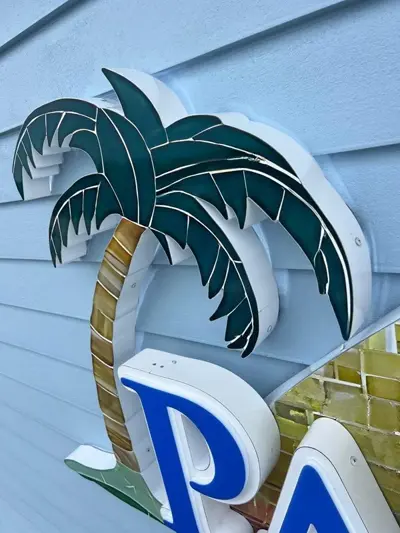 Paradise Bank Photo