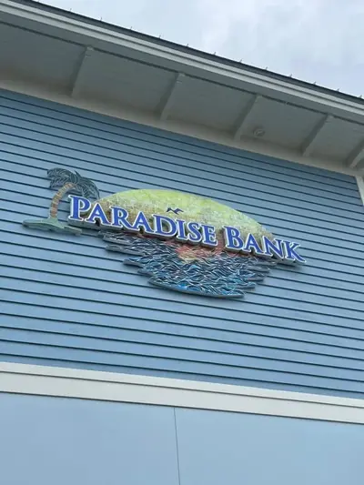 Paradise Bank Photo