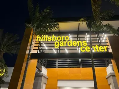 Storefront Channel Letter Signs Photo