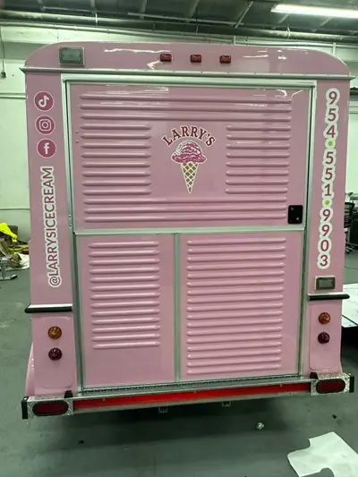 Vehicle Graphics Photo
