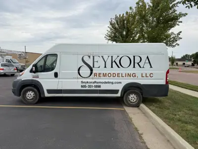 Vehicle Graphics Photo
