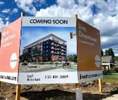 Downtown site sign live at cawston Photo