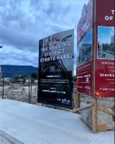 Property management construction sign Photo