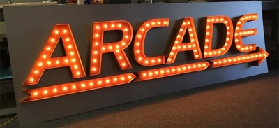 Arcade channel sign Photo