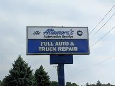 Altomores pylon sign Photo