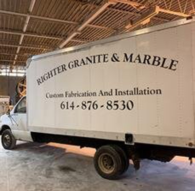 Right Granite & Marble truck Photo