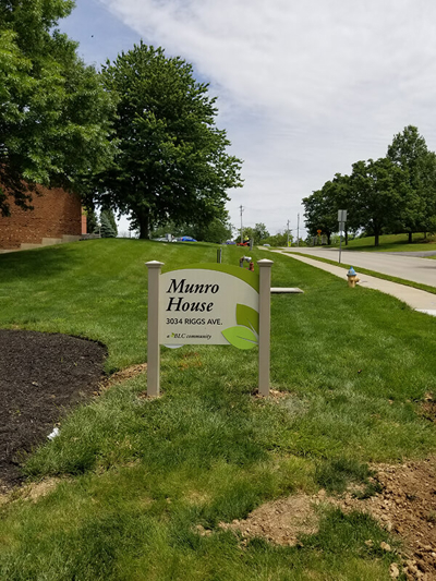 Munro house signage Photo