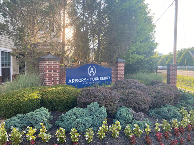 Blue monument signage Photo