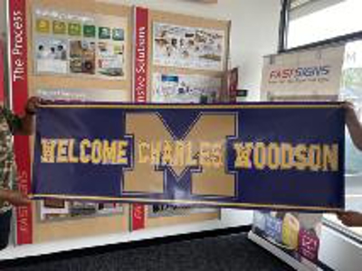 Custom Signs & Banners Photo