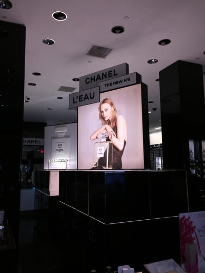 Retail Photo