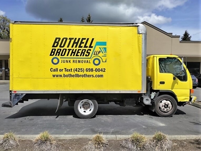 Custom Truck Decals Photo