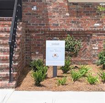 Upper east exterior signage Photo