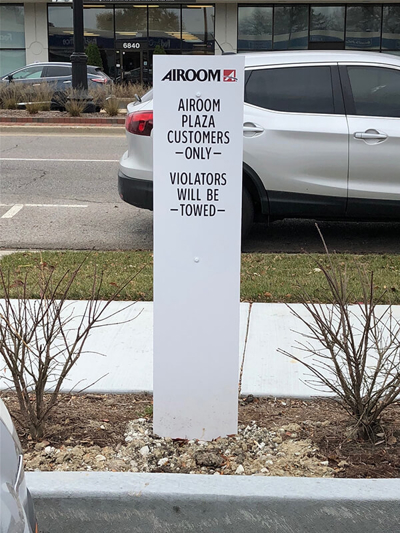 Airoom parking sign Photo