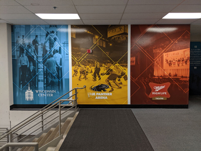 Colorful wall graphics Photo