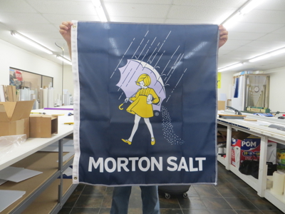 Custom Signs & Banners Photo