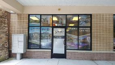 Alberly advertisement on the door Photo