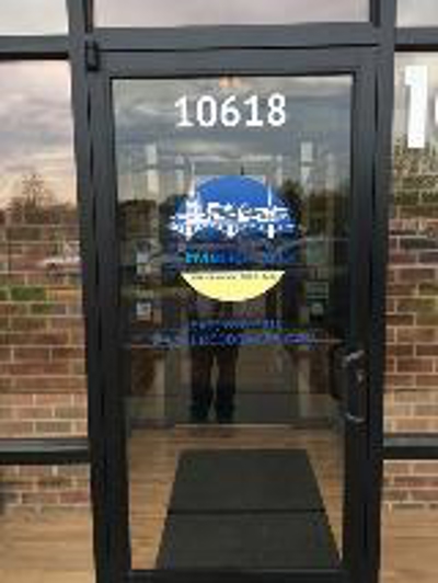 graphics on the door Photo