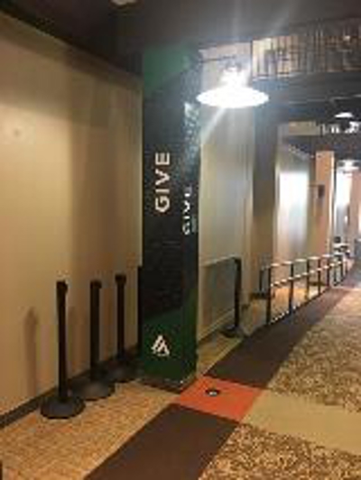 Column wrap with graphics Photo