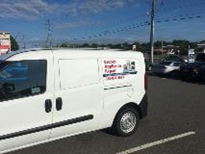 Brook appliances repair truck Photo