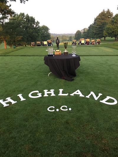 Highland C.C. word on the grass Photo