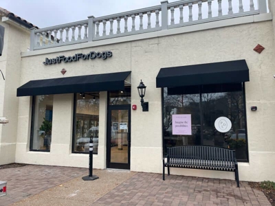 Exterior Signage Photo