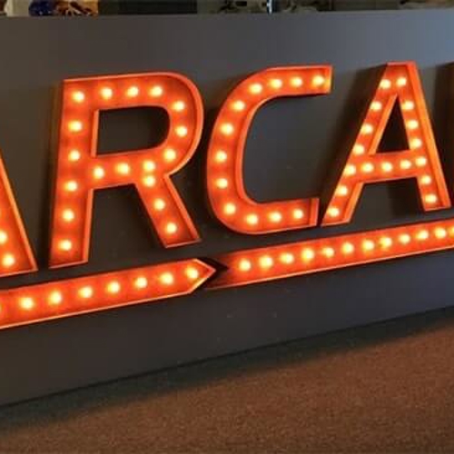 Arcade channel sign on the wall