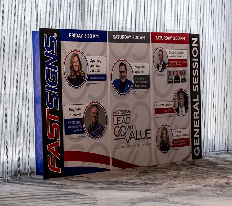Session, Seminar & Stage Schedules: Daily schedule display boards, digital sign inserts, and stage headers that clarify program agendas.