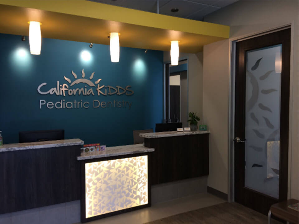 California KiDDS Pediatric Dentistry signs