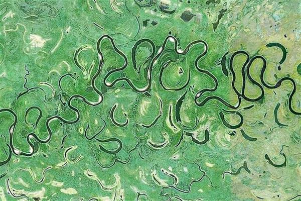 meanders in nature